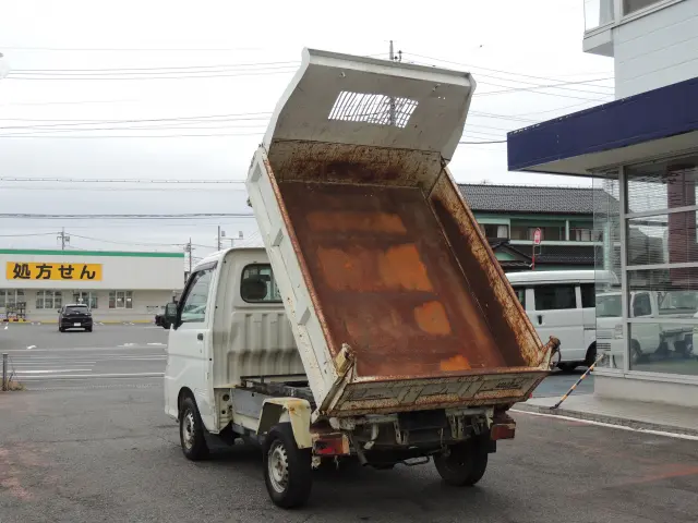 ダイハツ ハイゼットトラック EBD-S211P(4WD)の写真19