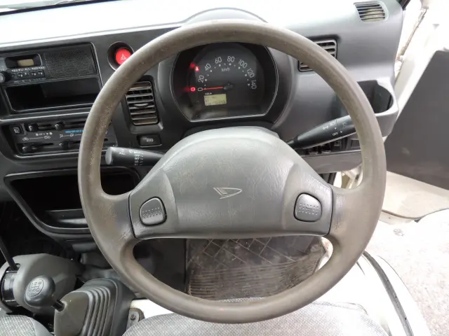 ダイハツ ハイゼットトラック EBD-S211P(4WD)の写真30