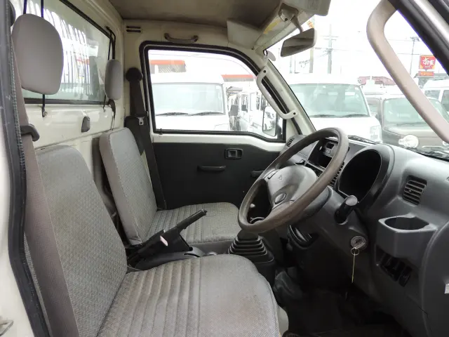 ダイハツ ハイゼットトラック EBD-S211P(4WD)の写真33