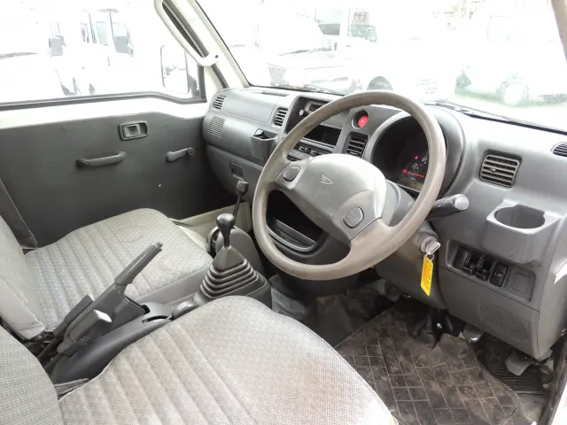 ダイハツ ハイゼットトラック EBD-S211P(4WD)の写真35