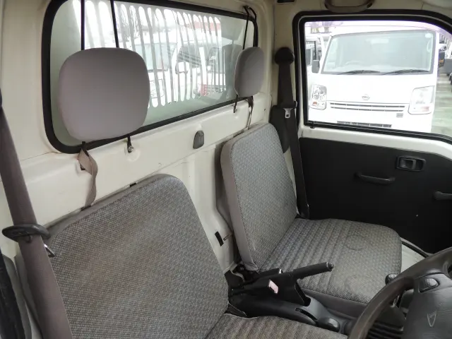 ダイハツ ハイゼットトラック EBD-S211P(4WD)の写真40