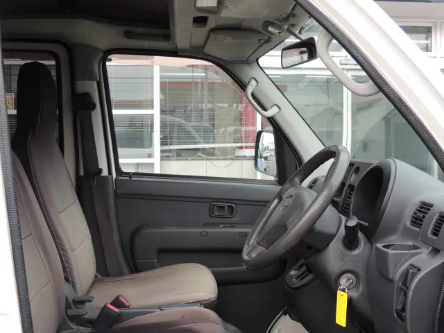 ダイハツ ハイゼットバン EBD-S321Vの写真23