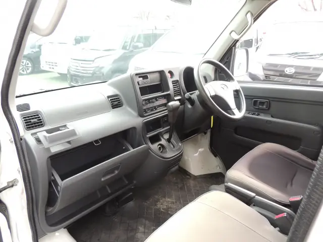 ダイハツ ハイゼットバン EBD-S321Vの写真48