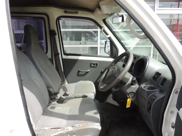 ダイハツ ハイゼットバン EBD-S321Vの写真22