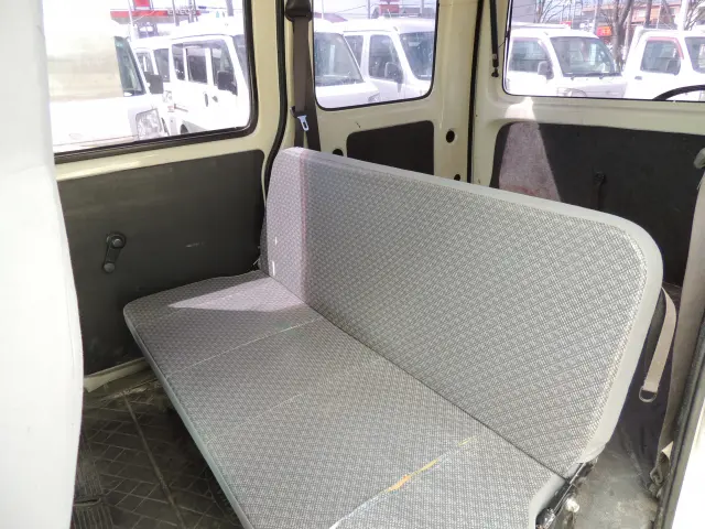 ダイハツ ハイゼットバン EBD-S321Vの写真48