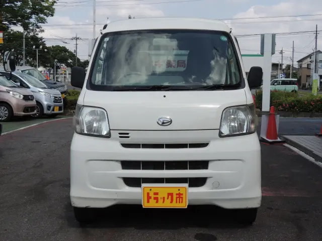 ダイハツ ハイゼットバン EBD-S331V(4WD)の写真2