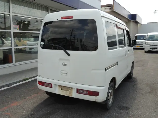 ダイハツ ハイゼットバン EBD-S331V(4WD)の写真8