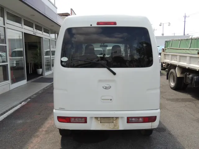 ダイハツ ハイゼットバン EBD-S331V(4WD)の写真9