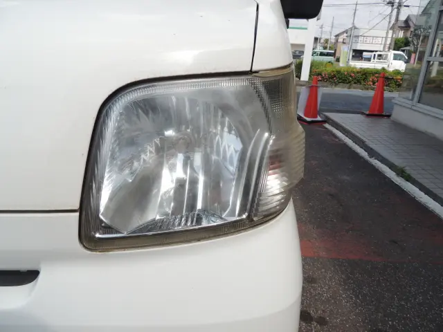 ダイハツ ハイゼットバン EBD-S331V(4WD)の写真16