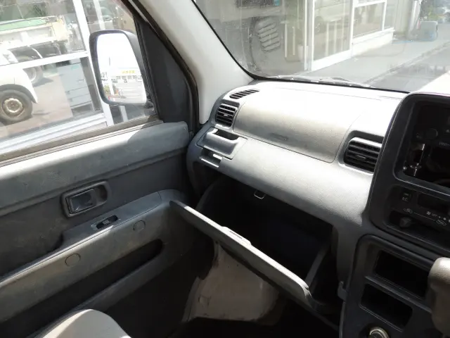 ダイハツ ハイゼットバン EBD-S331V(4WD)の写真44
