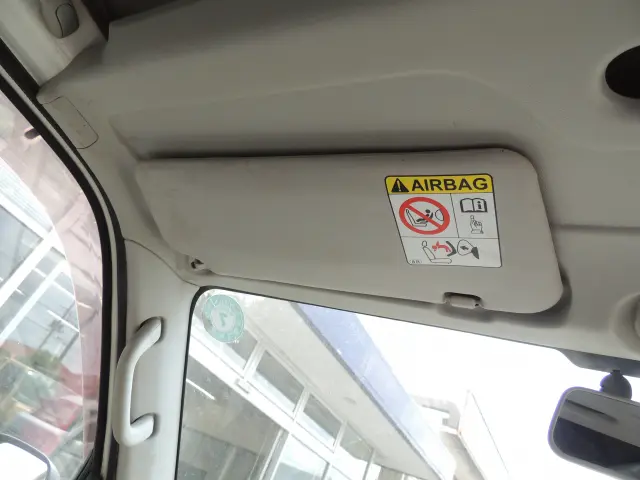 ダイハツ ハイゼットバン EBD-S331V(4WD)の写真48