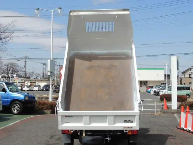 ダイハツ ハイゼットトラック EBD-S211P(4WD)の写真7