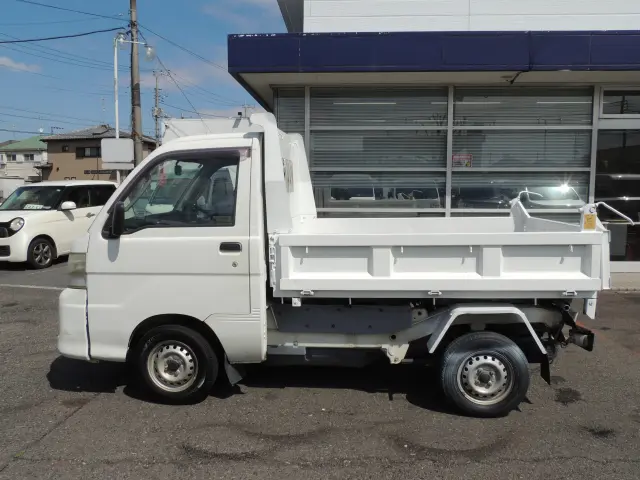 ダイハツ ハイゼットトラック EBD-S211P(4WD)の写真17