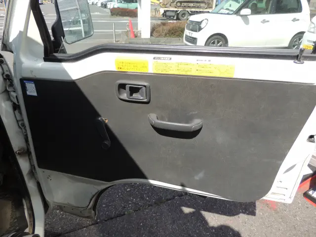 ダイハツ ハイゼットトラック EBD-S211P(4WD)の写真33