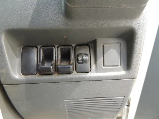 ダイハツ ハイゼットトラック EBD-S211P(4WD)の写真35