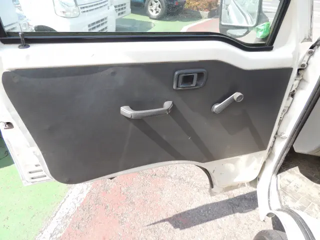 ダイハツ ハイゼットトラック EBD-S211P(4WD)の写真48
