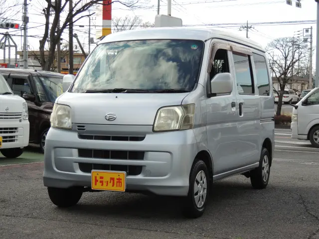 ダイハツ ハイゼットバン EBD-S321V(2WD)の写真1