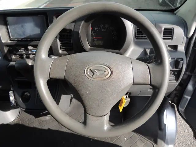 ダイハツ ハイゼットバン EBD-S321V(2WD)の写真26