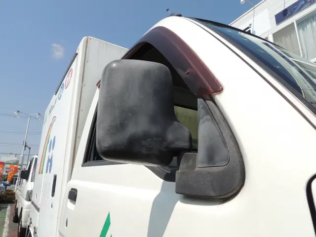 ダイハツ ハイゼットトラック EBD-S211P(4WD)の写真4