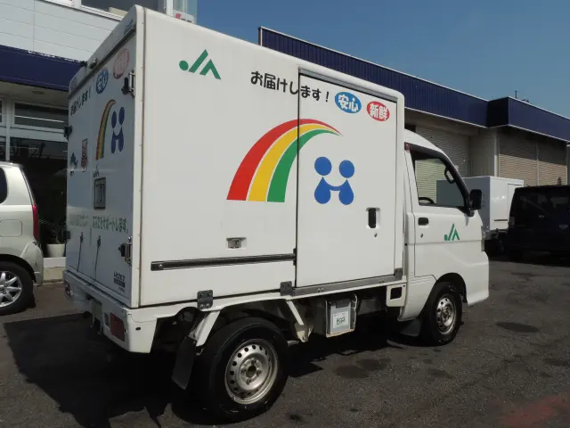 ダイハツ ハイゼットトラック EBD-S211P(4WD)の写真13