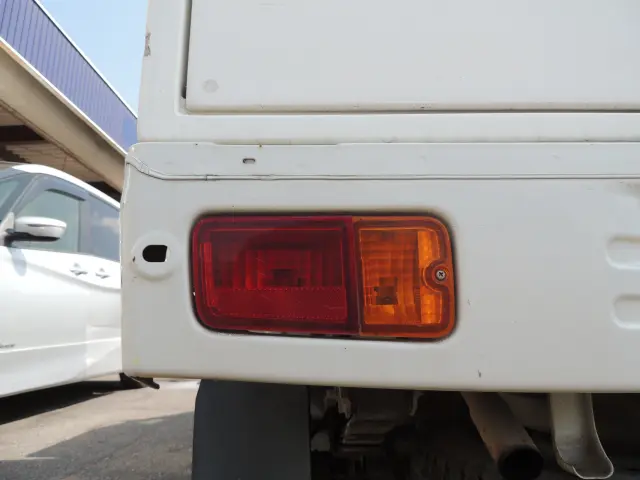 ダイハツ ハイゼットトラック EBD-S211P(4WD)の写真16