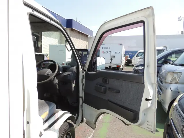 ダイハツ ハイゼットトラック EBD-S211P(4WD)の写真23