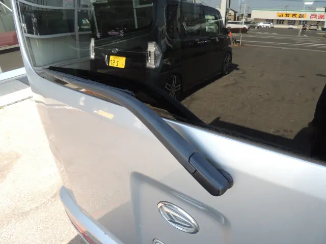 ダイハツ ハイゼットバン EBD-S321V(2WD)の写真23