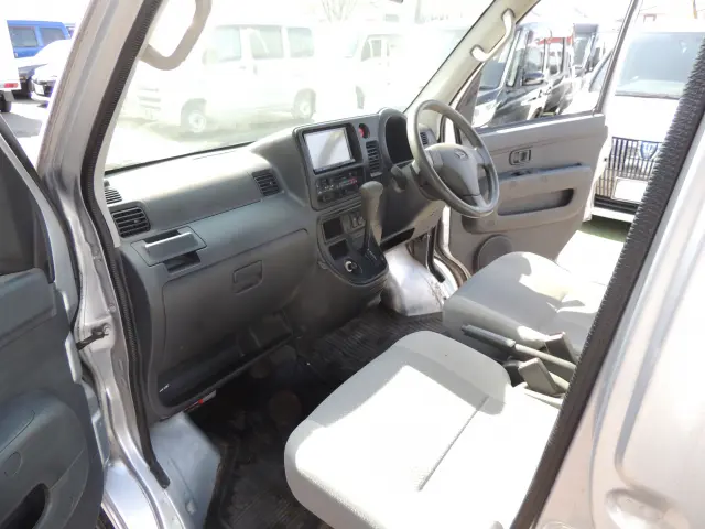 ダイハツ ハイゼットバン EBD-S321V(2WD)の写真34