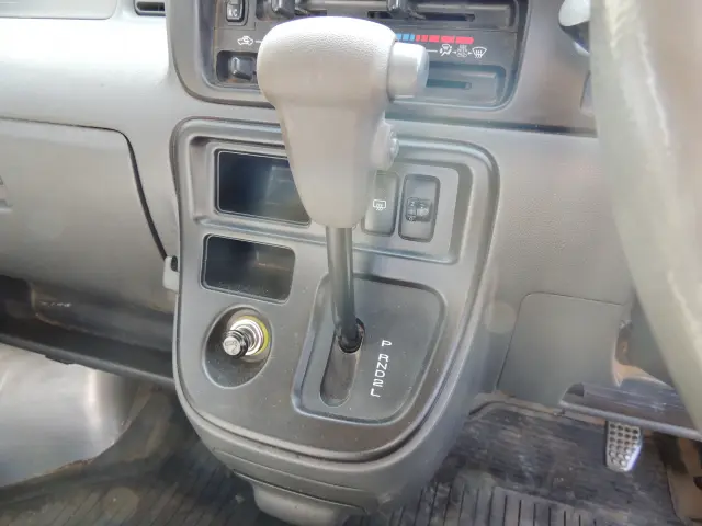 ダイハツ ハイゼットバン EBD-S321V(2WD)の写真44