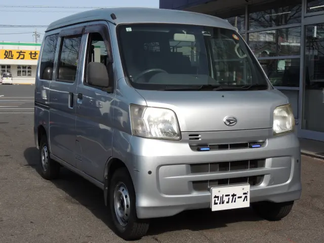 ダイハツ ハイゼットバン GBD-S321V(2WD)の写真3