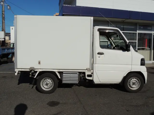 日産 クリッパートラック GBD-U71T(2WD)の写真5