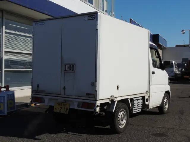 日産 クリッパートラック GBD-U71T(2WD)の写真9