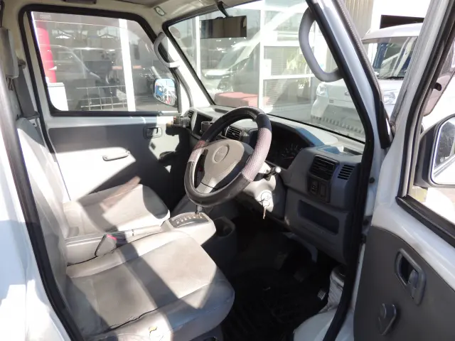 日産 クリッパートラック GBD-U71T(2WD)の写真24