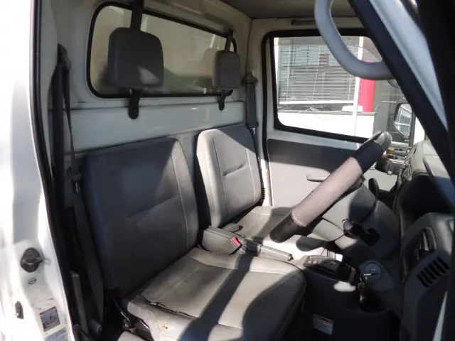 日産 クリッパートラック GBD-U71T(2WD)の写真25