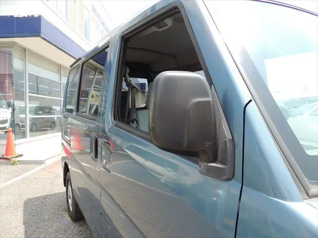 日産 クリッパーバン GBD-U71V(2WD)の写真2