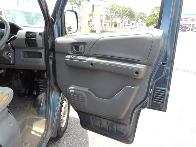 日産 クリッパーバン GBD-U71V(2WD)の写真35