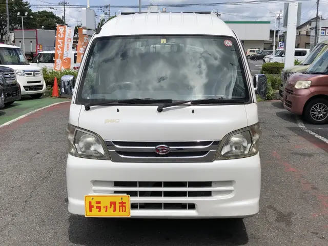 ダイハツ ハイゼットトラック EBD-S211P(4WD)の写真2