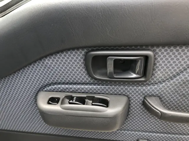 ダイハツ ハイゼットトラック EBD-S211P(4WD)の写真25