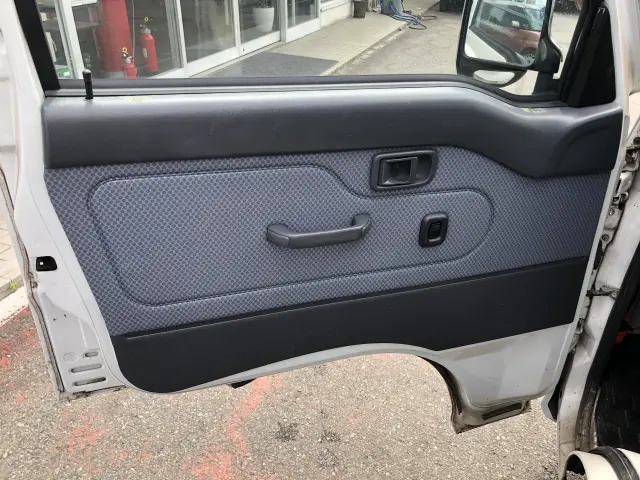 ダイハツ ハイゼットトラック EBD-S211P(4WD)の写真28