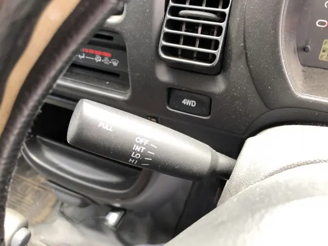 ダイハツ ハイゼットトラック EBD-S211P(4WD)の写真31