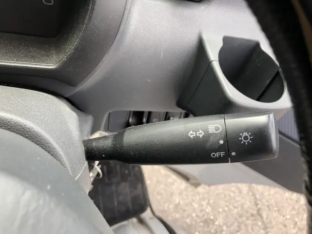 ダイハツ ハイゼットトラック EBD-S211P(4WD)の写真32
