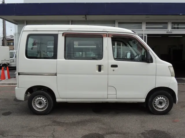 ダイハツ ハイゼットバン EBD-S321V(2WD)の写真5