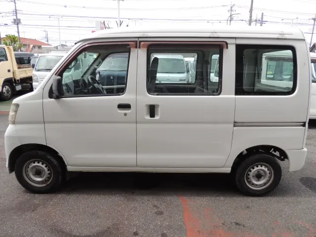 ダイハツ ハイゼットバン EBD-S321V(2WD)の写真13