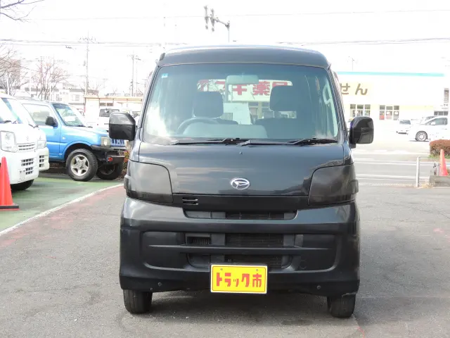 ダイハツ ハイゼットバン EBD-S321V(2WD)の写真2