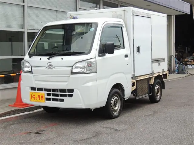 ダイハツ ハイゼットトラック EBD-S510P(4WD)の写真1