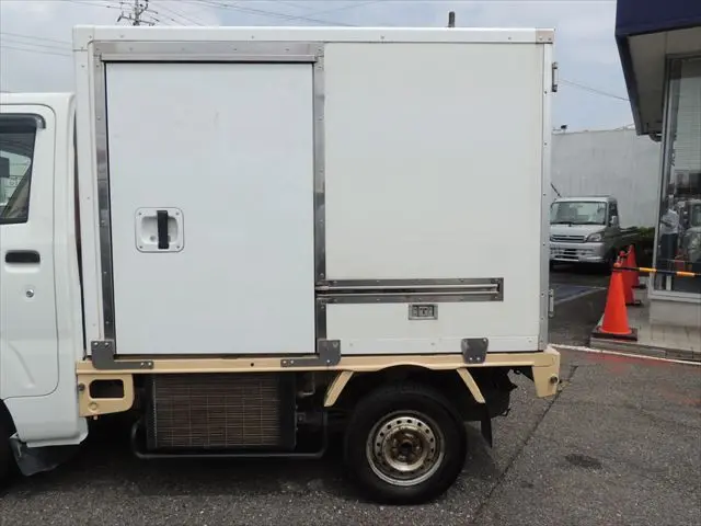 ダイハツ ハイゼットトラック EBD-S510P(4WD)の写真17