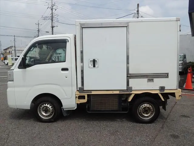 ダイハツ ハイゼットトラック EBD-S510P(4WD)の写真19
