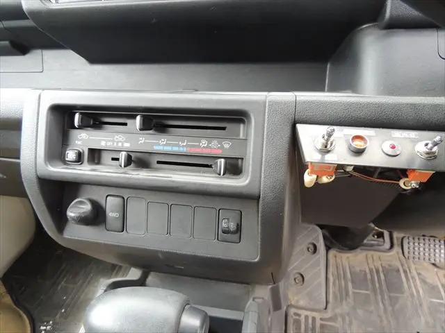 ダイハツ ハイゼットトラック EBD-S510P(4WD)の写真30