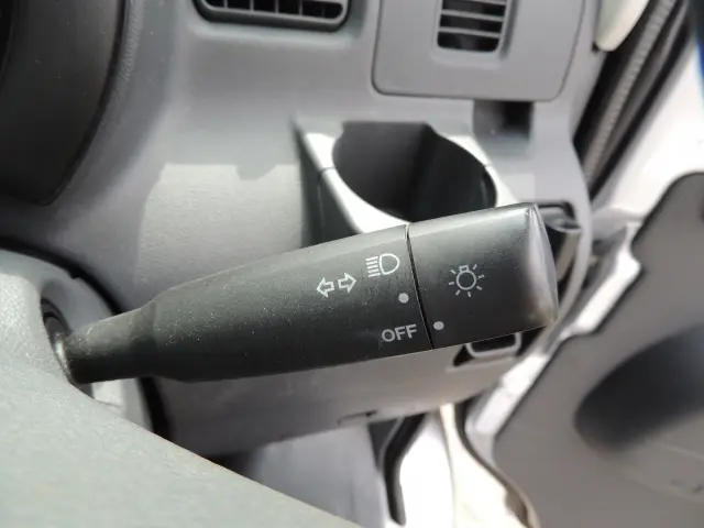 ダイハツ ハイゼットバン EBD-S321V(2WD)の写真27