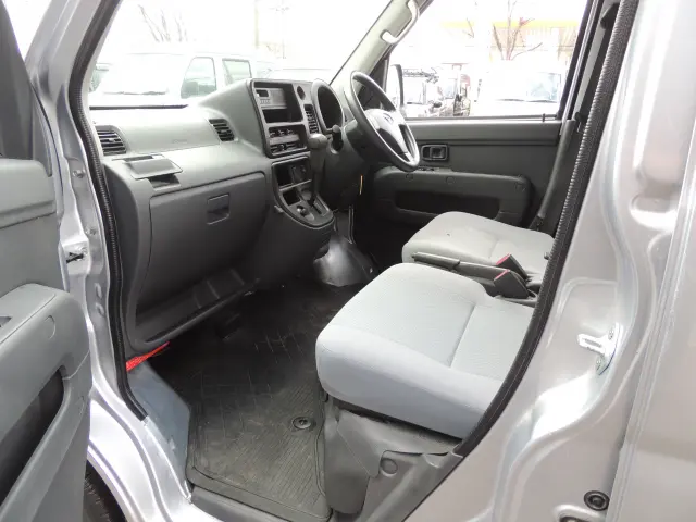 ダイハツ ハイゼットバン EBD-S321V(2WD)の写真40